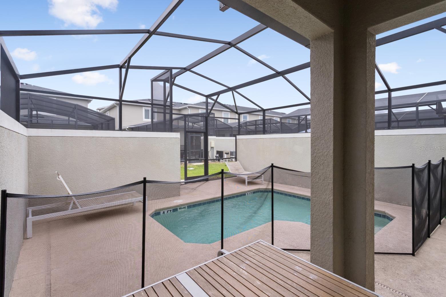 COVE AT STOREY LAKE 4 - Residential