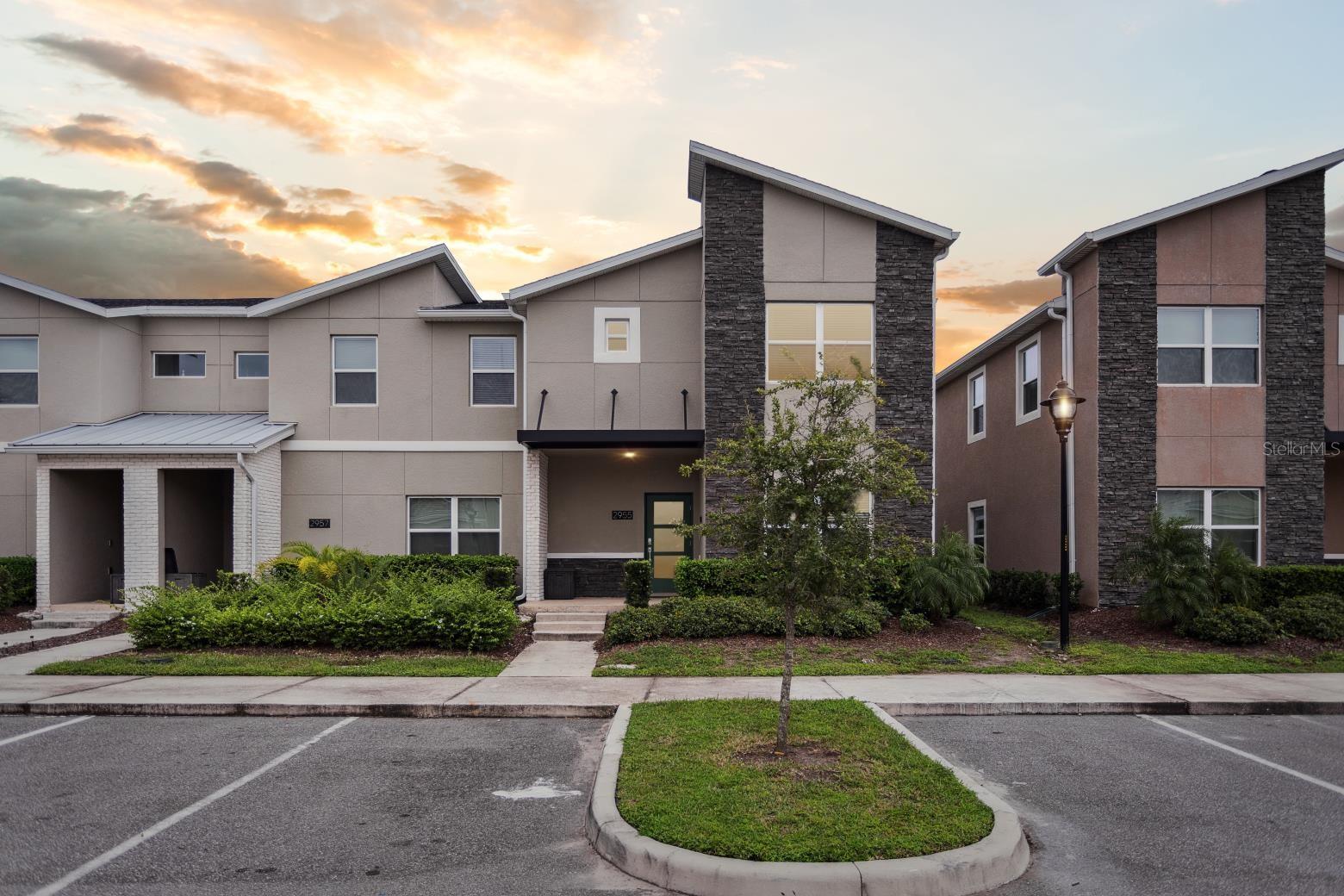 COVE AT STOREY LAKE 4 - Residential