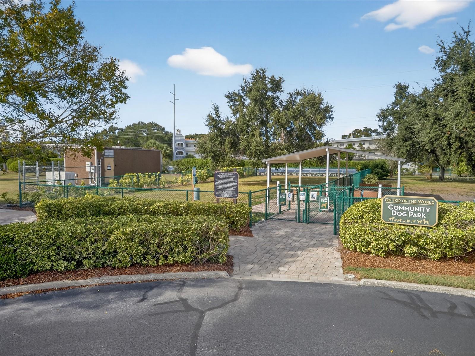 ON TOP OF THE WORLD - Residential