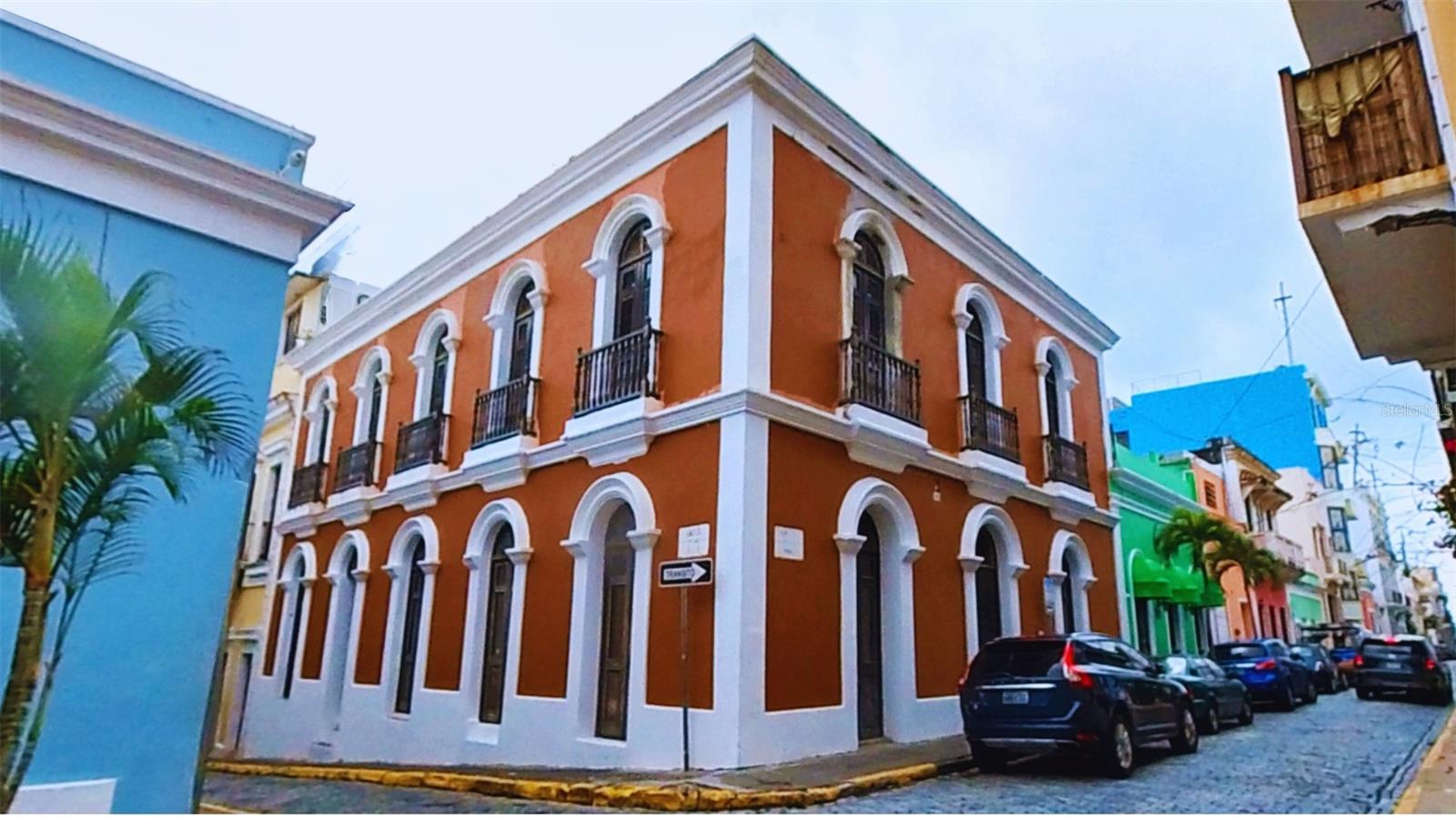 The property is a multifamily unit that comprises five separate units, distributed as follows: - 1A Retail Space, which features two bathrooms and spans across 1,450 square feet - 1B Retail Space, which also has two bathrooms and covers an area of 1,100 square feet - 2A Apartment, which has three bedrooms and two bathrooms and is spread across 1,350 square feet - 2B Apartment, which includes two bedrooms, two bathrooms, and spans across 1,100 square feet - PH Apartment, which has one bedroom, one bathroom, and features a vast private terrace. This unit covers an area of 2,500 square feet. The property is perfect for an Airbnb investment, and Seller Finance is available.