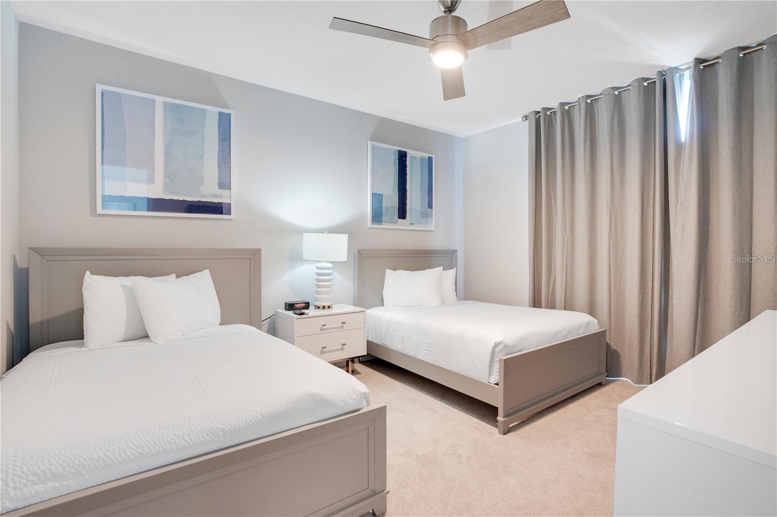 SPECTRUM AT REUNION CONDO PH 12 - Residential