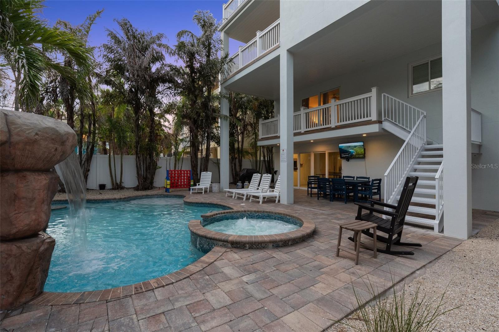538 CANAL ROAD