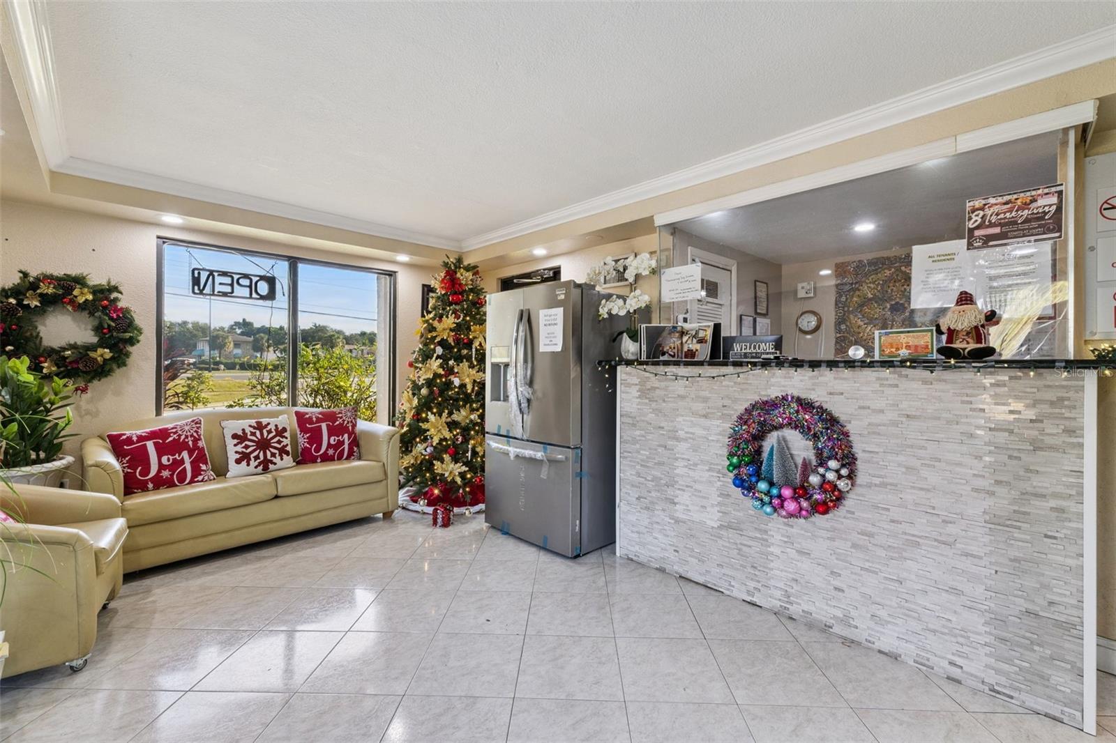 ACREAGE & UNREC - Commercial Sale