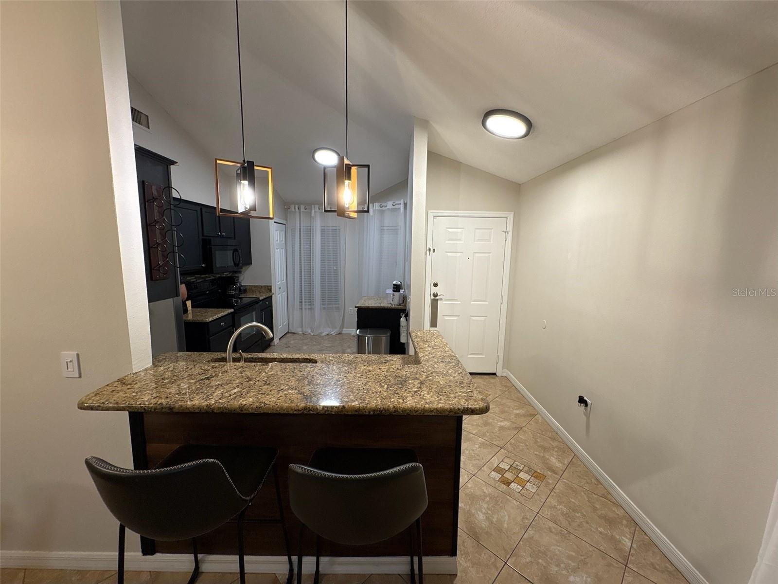 142 HOLLINGSHEAD LOOP