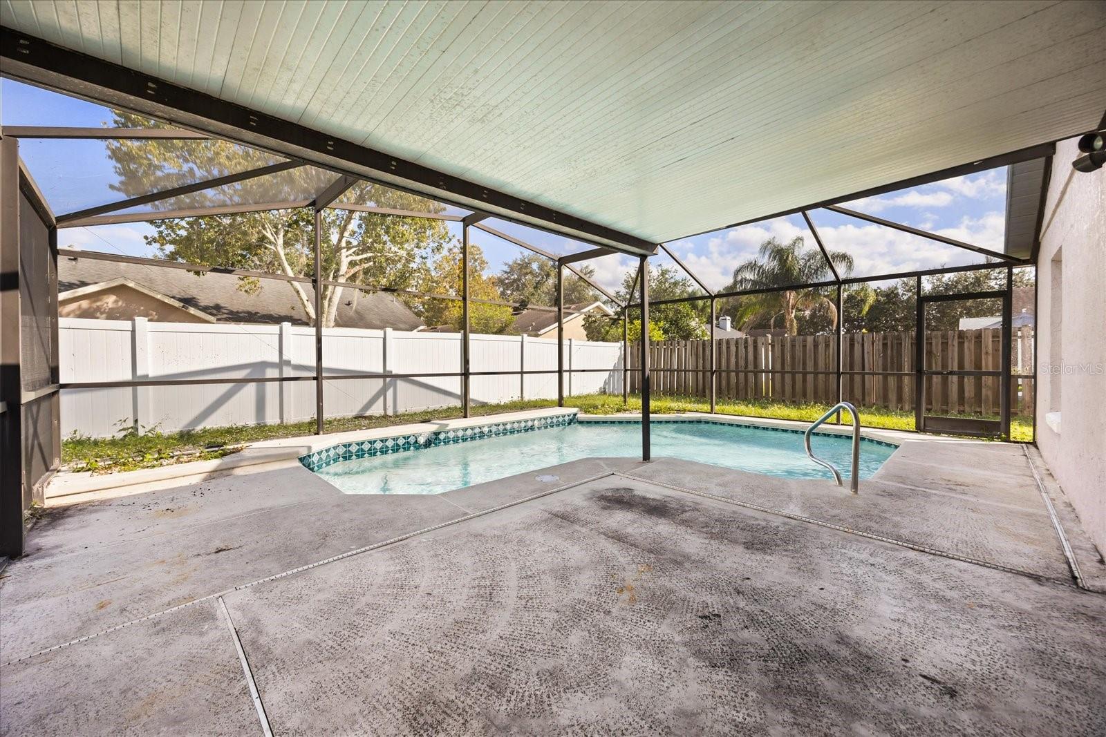 CANOE CREEK ESTATES - Residential