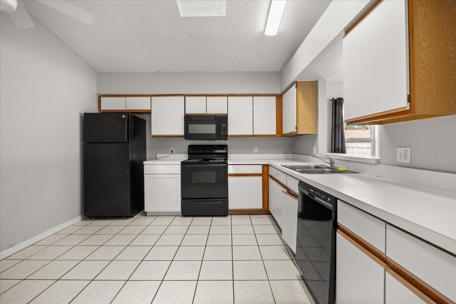 CANOE CREEK ESTATES - Residential