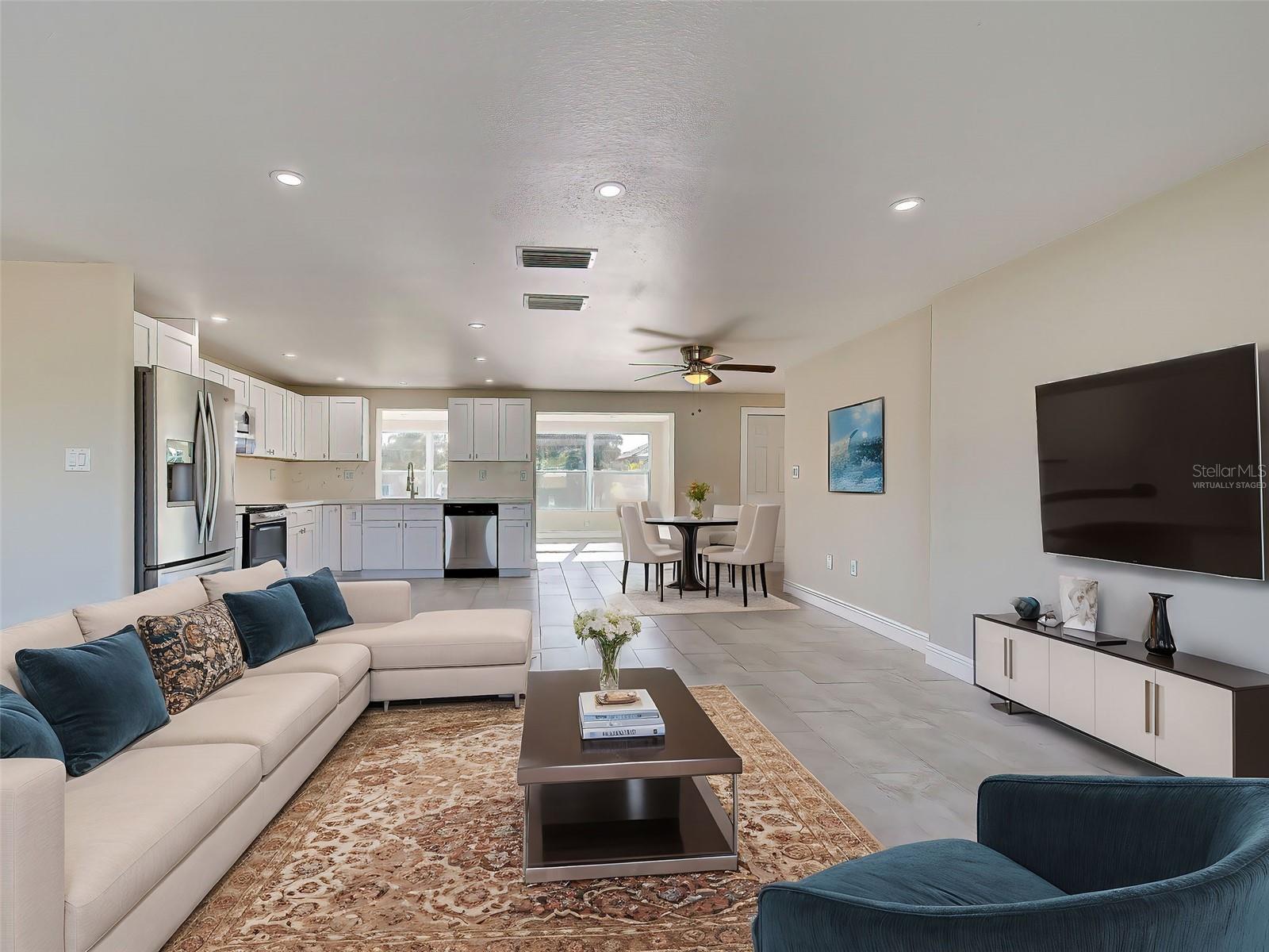 PORT CHARLOTTE SEC 037 - Residential Lease