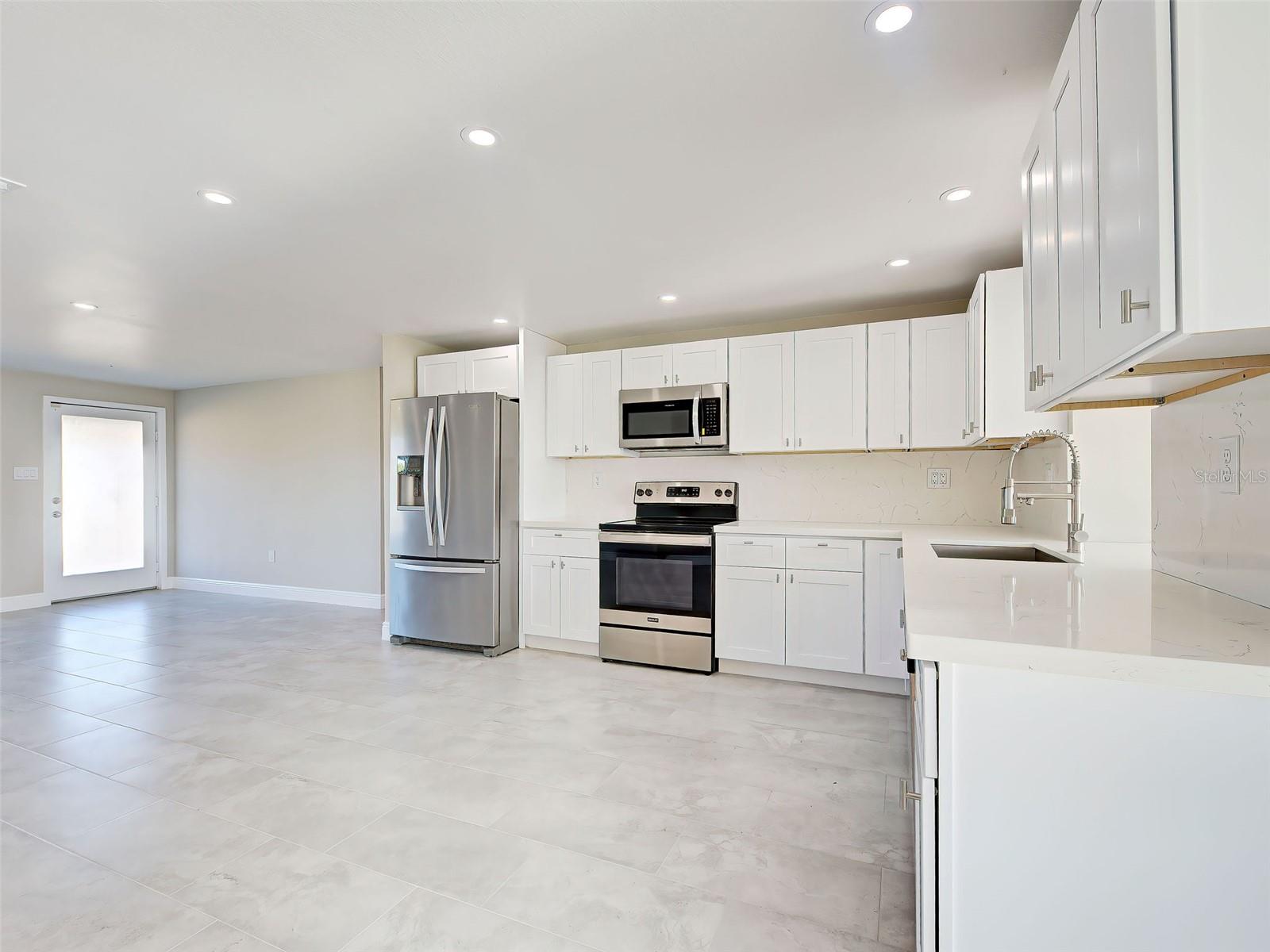 PORT CHARLOTTE SEC 037 - Residential Lease