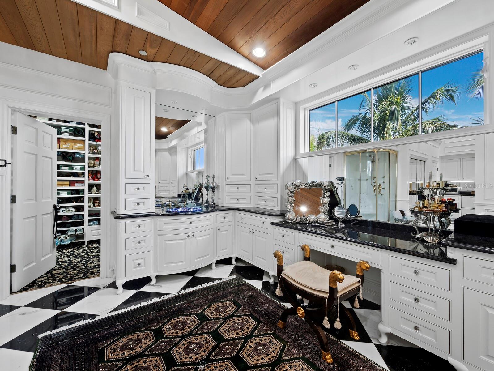 T J OXFORD - Residential