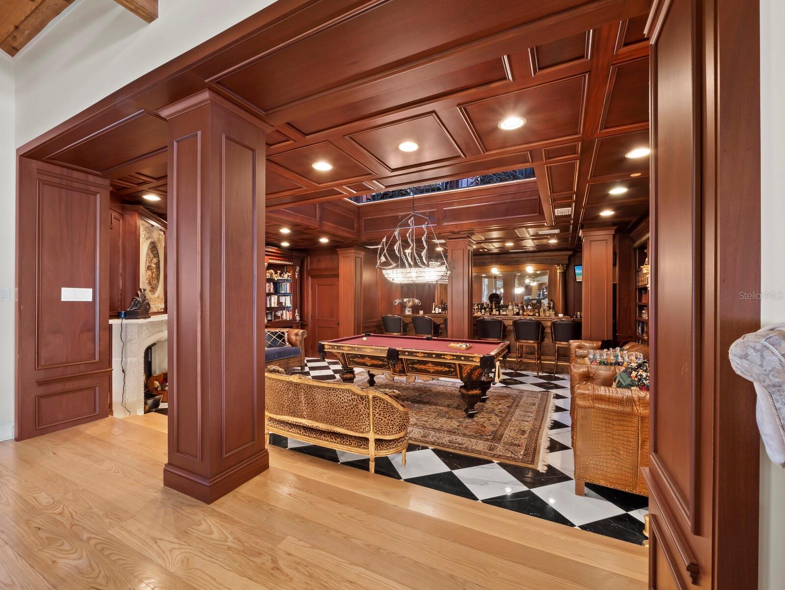 T J OXFORD - Residential