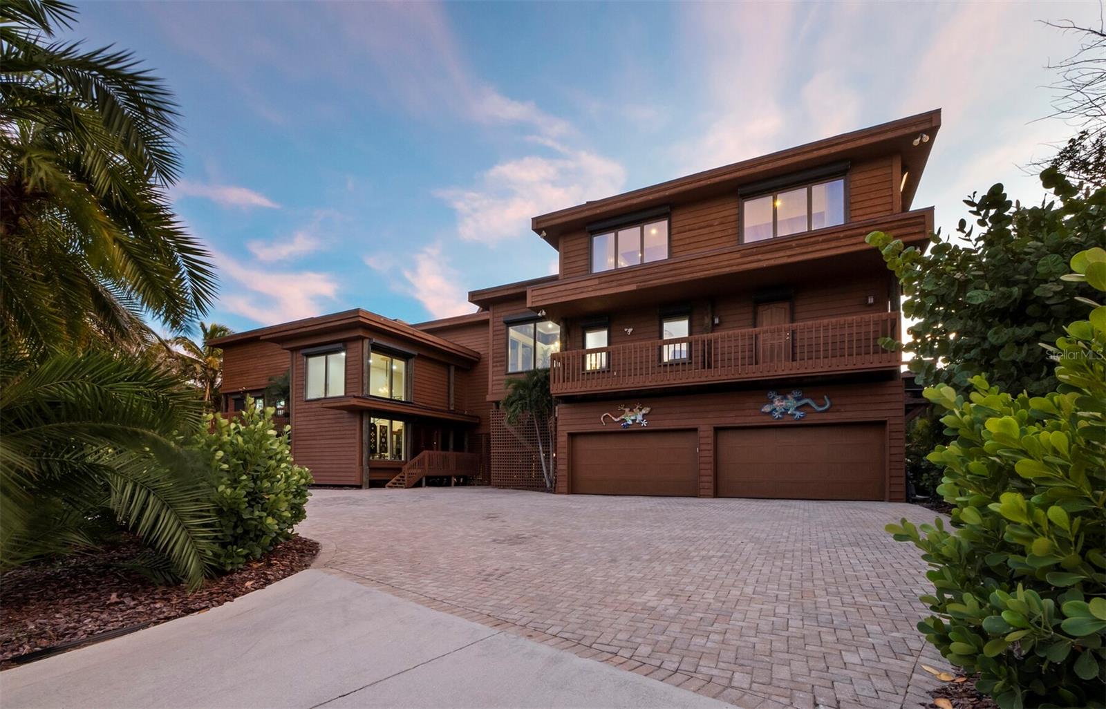 6685 GULF OF MEXICO DRIVE