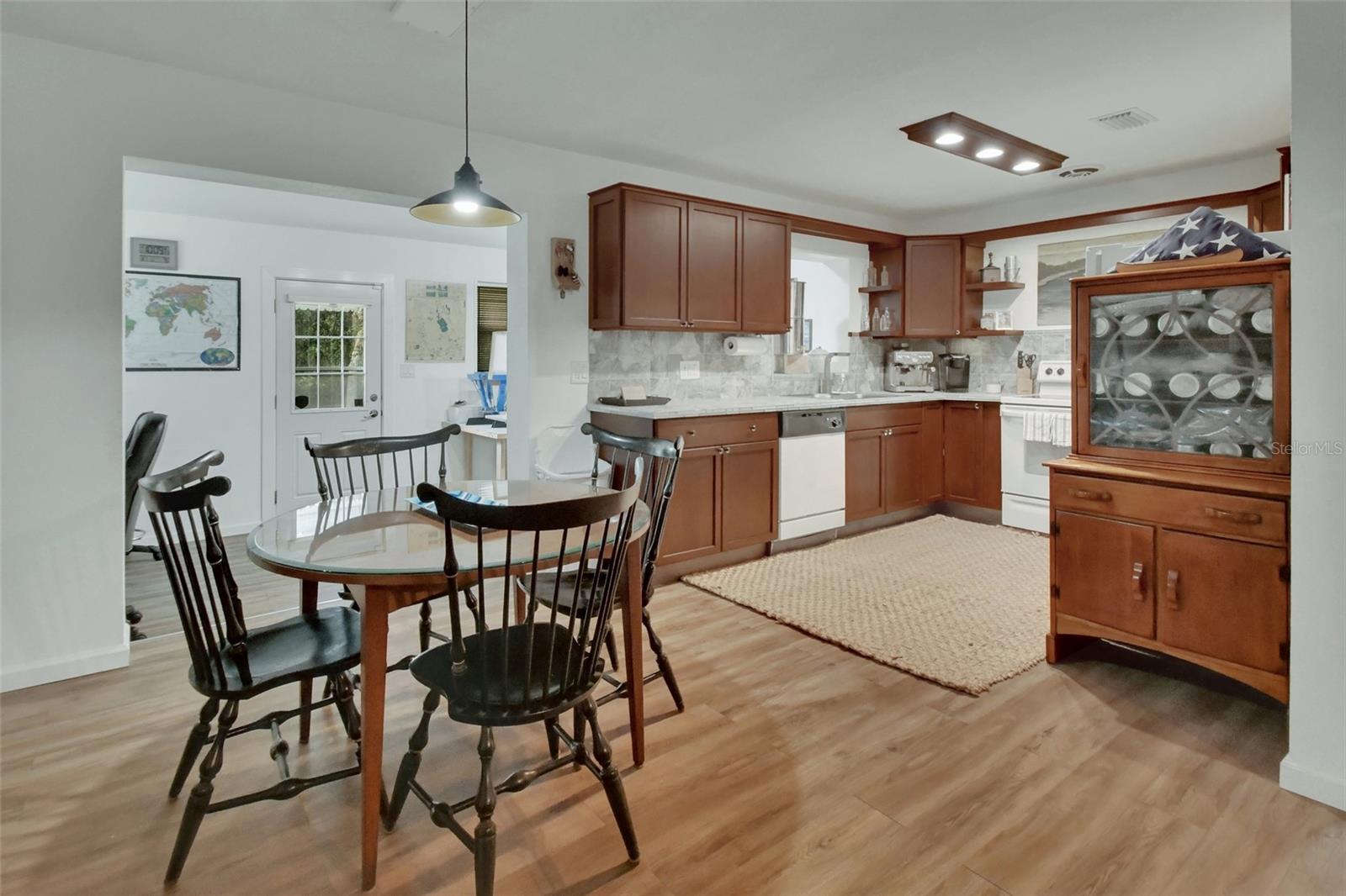 BLUE CREEK LODGE - Residential