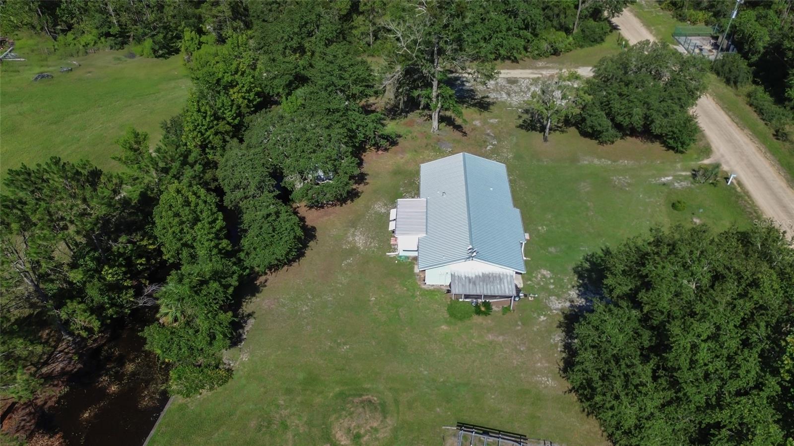 BLUE CREEK LODGE - Residential