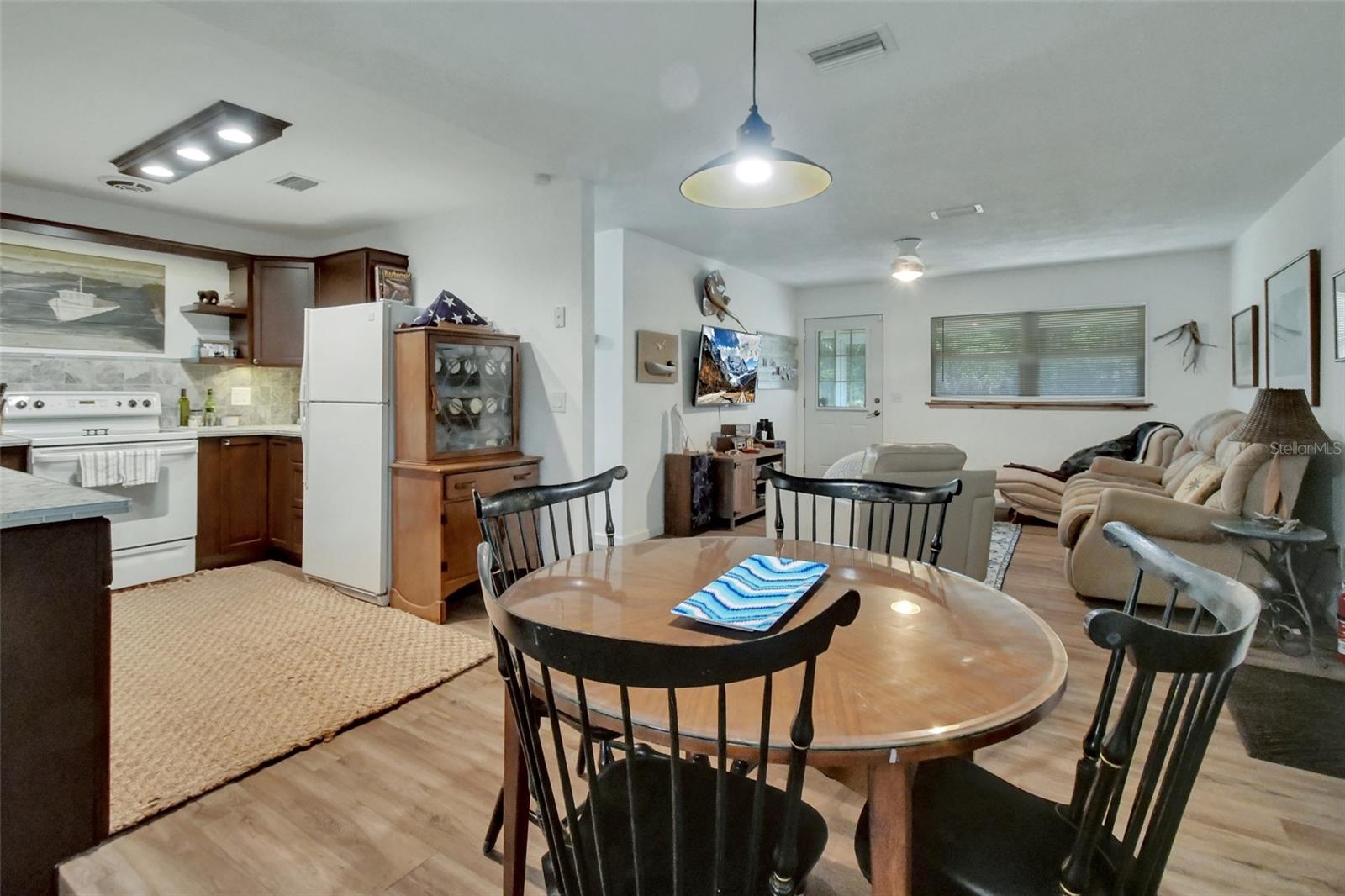 BLUE CREEK LODGE - Residential