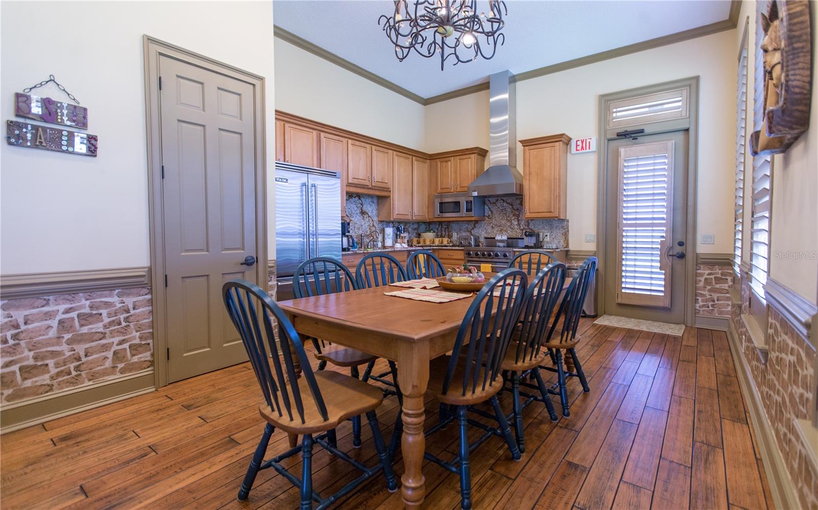 ACREAGE NON SUBDIVISION - Farm