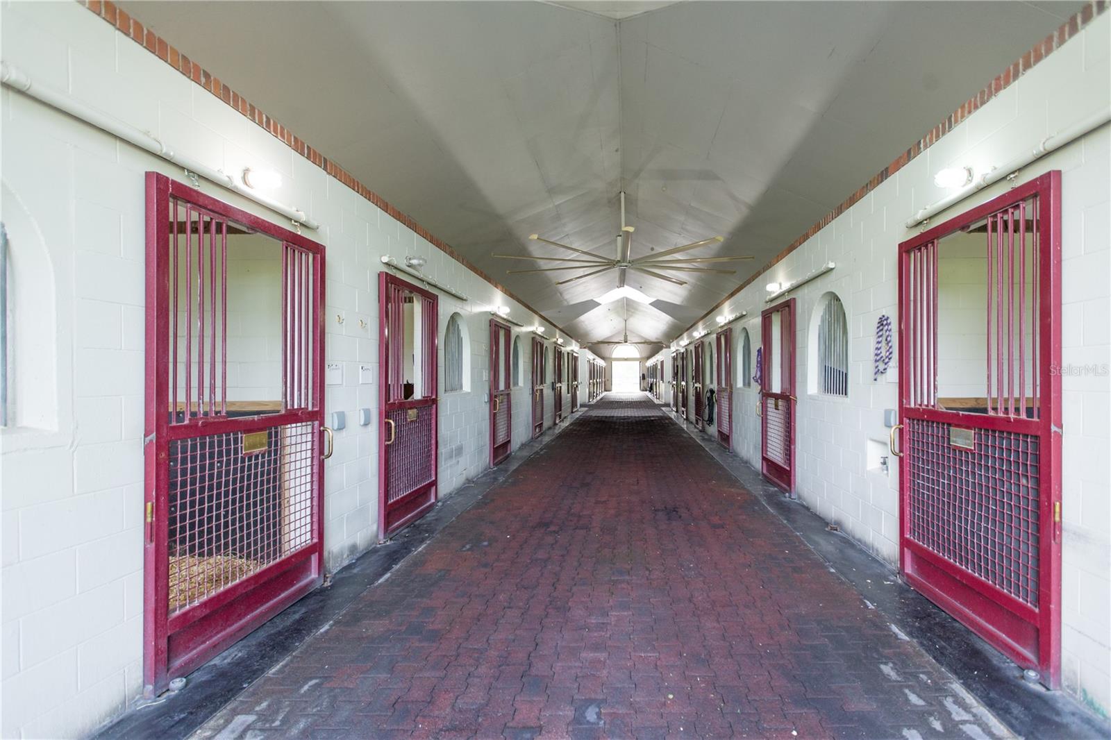 ACREAGE NON SUBDIVISION - Farm