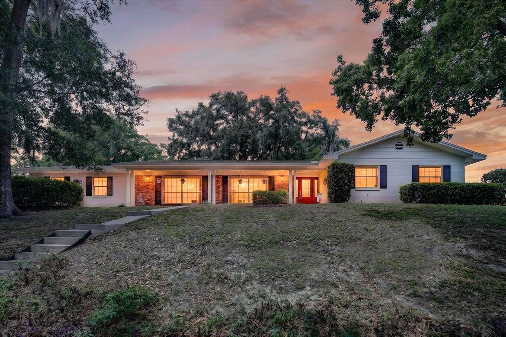 Photo of 1945 Normandy Drive, Mount Dora, FL 32757 (MLS # G5110625)