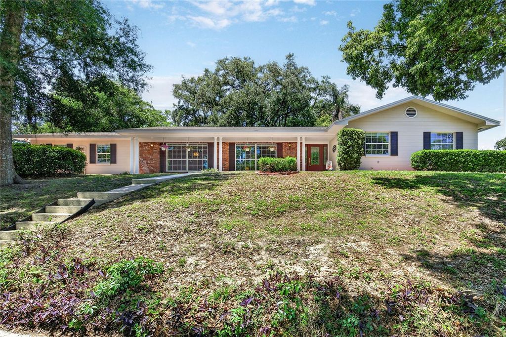 Photo of 1945 Normandy Drive, Mount Dora, FL 32757 (MLS # G5110625)