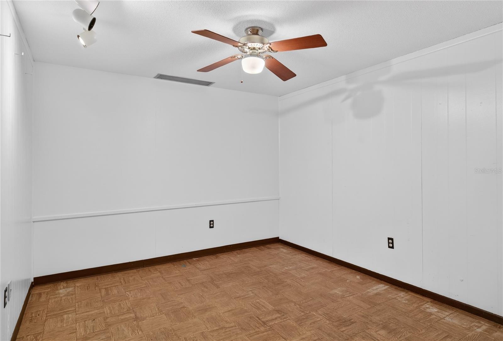 MOUNT DORA PT REP PINE CREST UNIT 02 - Residential