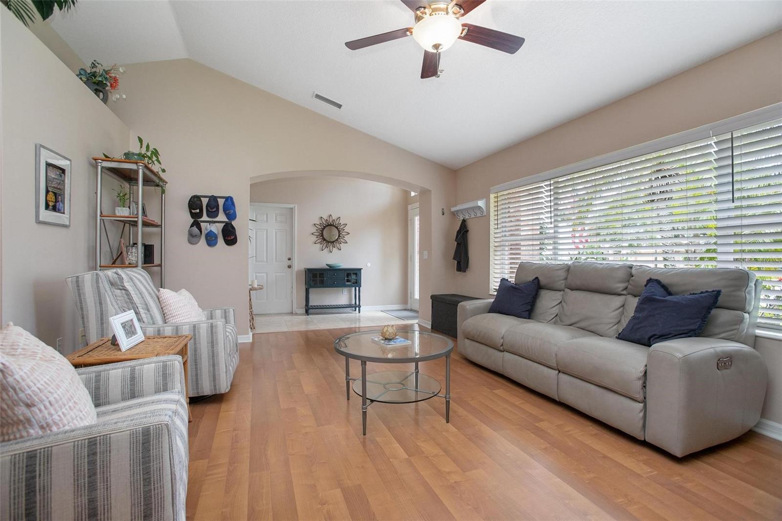 5776 WHITE ACRES LANE
