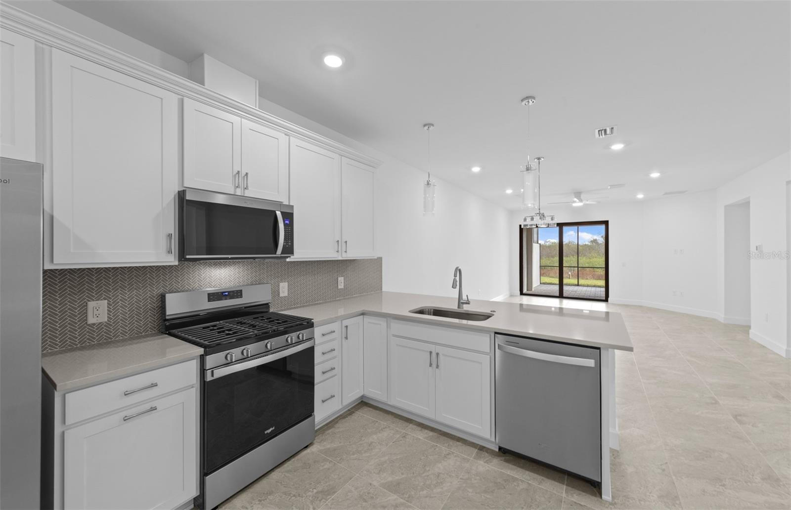 4632; DEL WEBB CATALINA AT LAKEWOOD RANCH - Residential