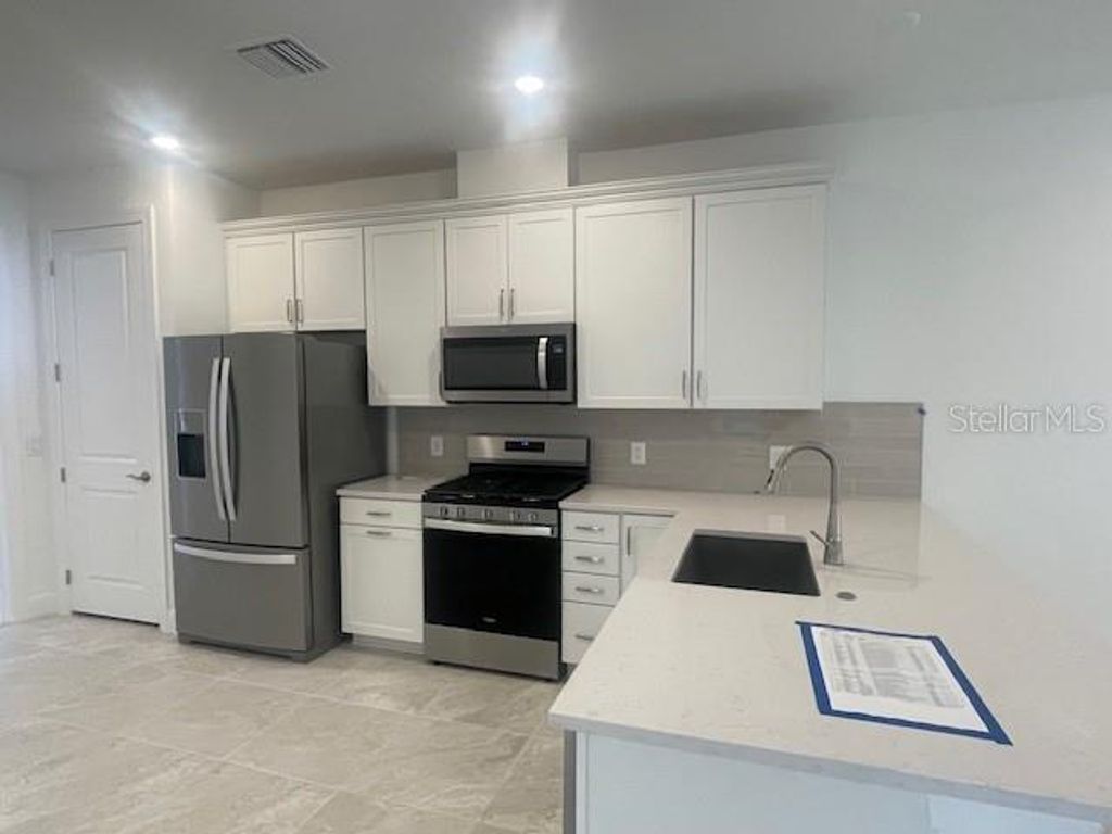 Photo of 18828 Indian Rock Place, Lakewood Ranch, FL 34211 (MLS # TB8437186)