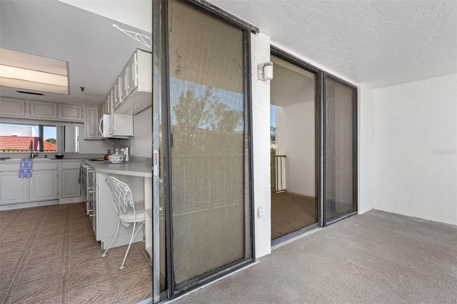 VISTA BAY CONDO I PH I - Residential