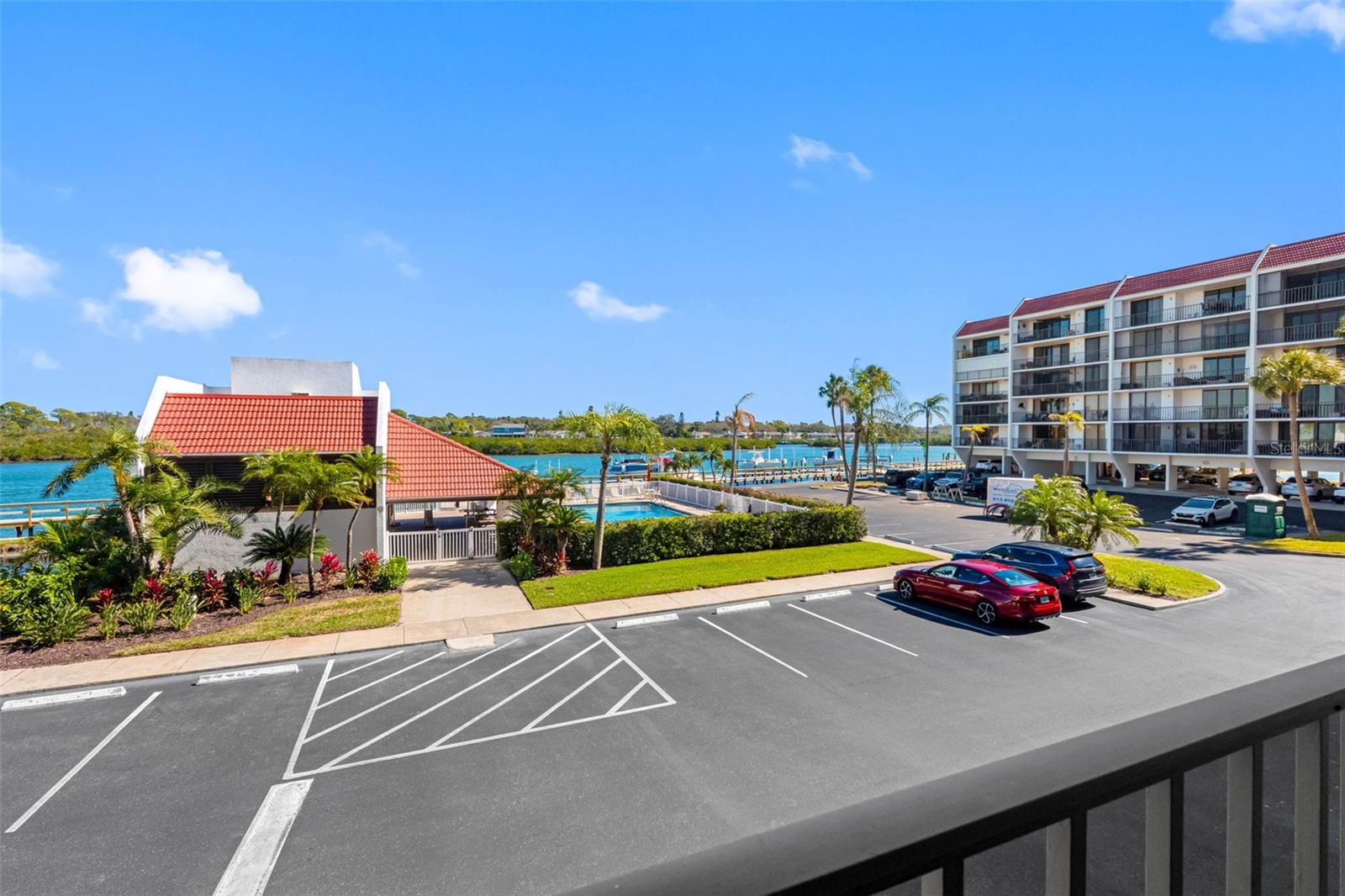 VISTA BAY CONDO I PH I - Residential