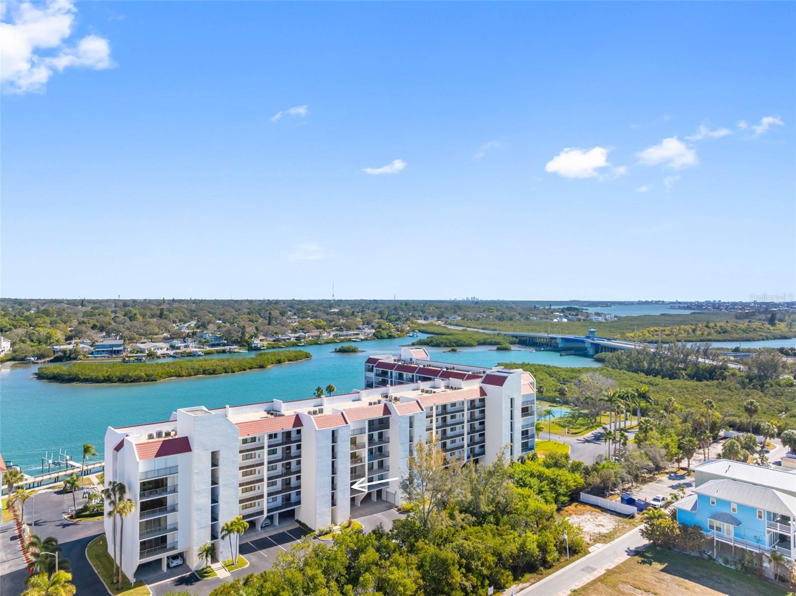 VISTA BAY CONDO I PH I - Residential