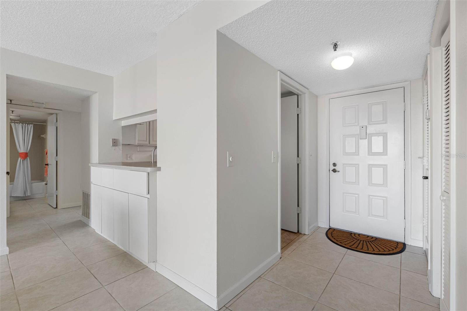 VISTA BAY CONDO I PH I - Residential