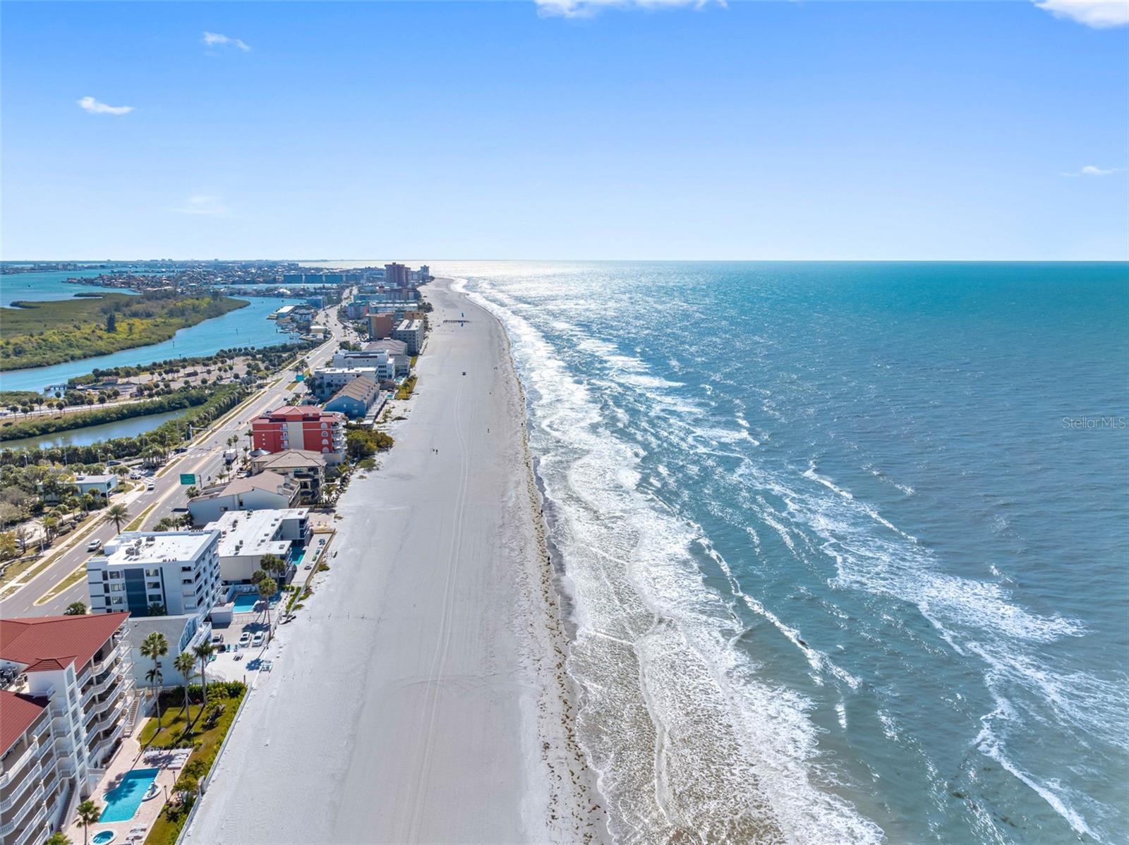 VISTA BAY CONDO I PH I - Residential