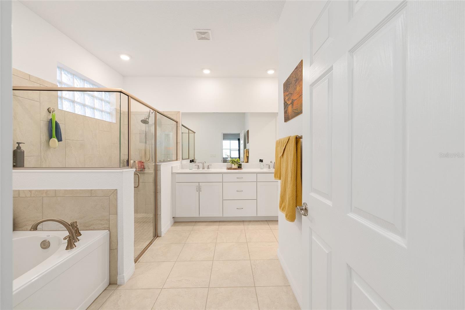 CALESA TOWNSHIP ROAN HILLS - Residential