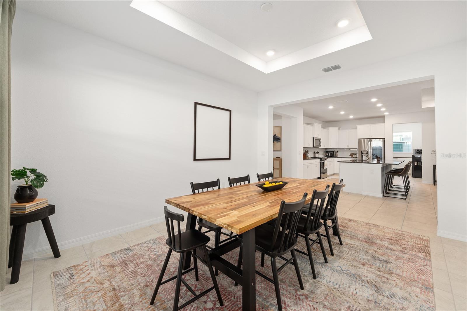 CALESA TOWNSHIP ROAN HILLS - Residential