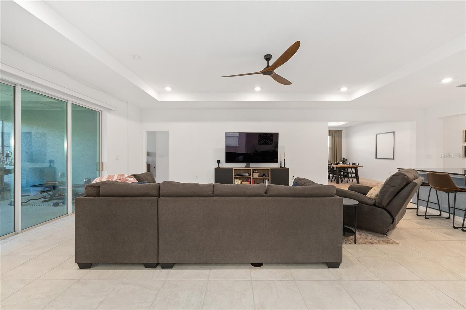 CALESA TOWNSHIP ROAN HILLS - Residential