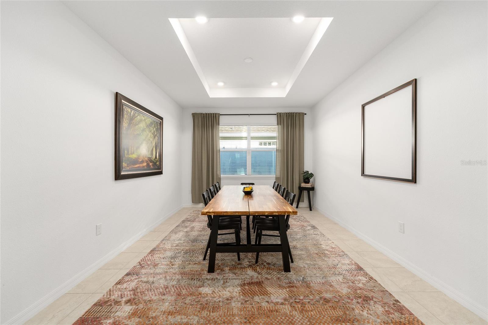 CALESA TOWNSHIP ROAN HILLS - Residential