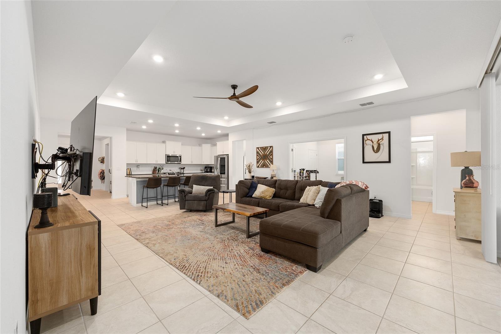 CALESA TOWNSHIP ROAN HILLS - Residential