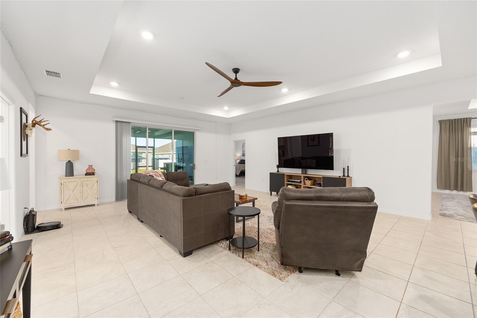 CALESA TOWNSHIP ROAN HILLS - Residential