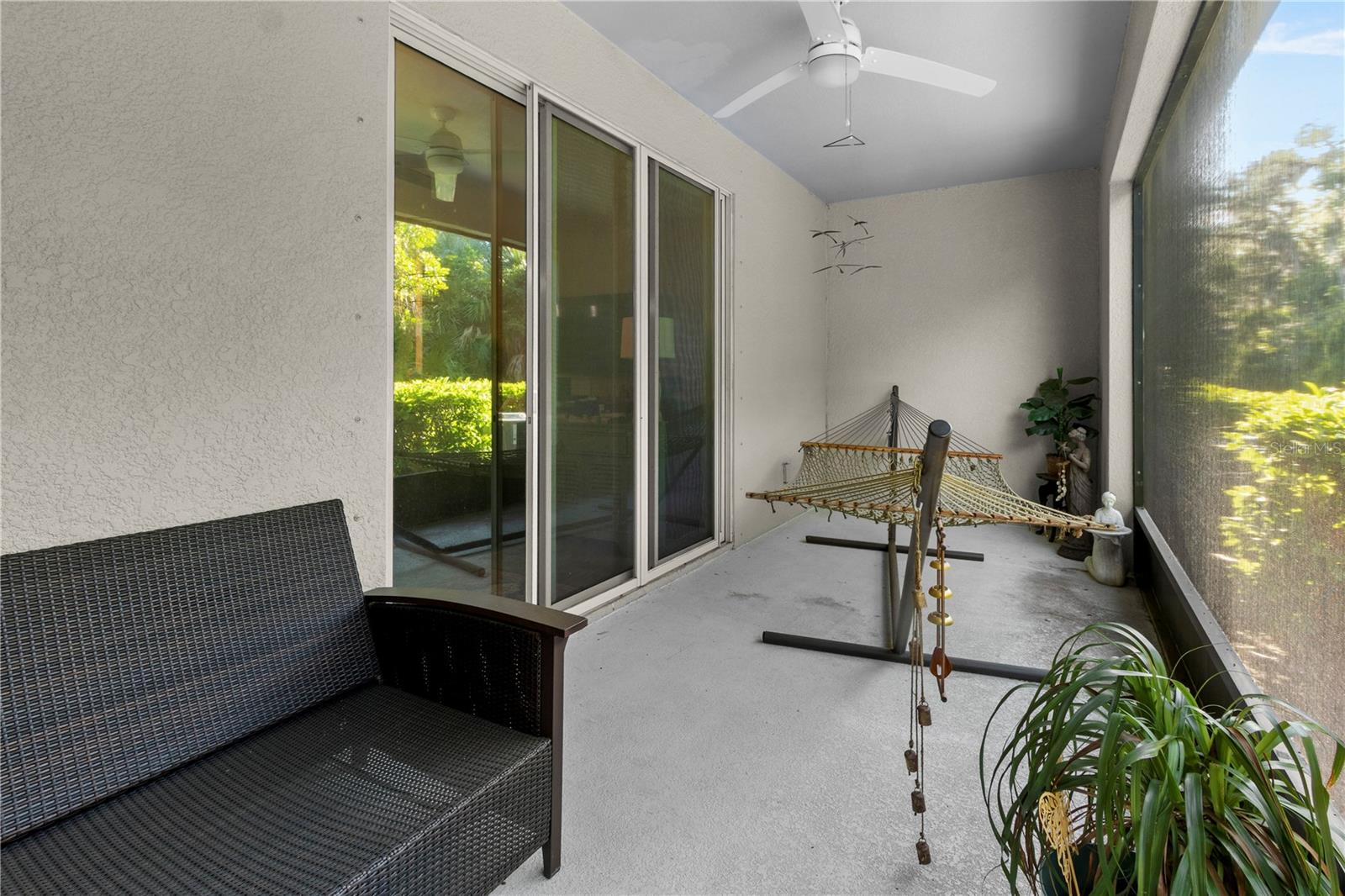 BAYTOWN SQUARE - Residential