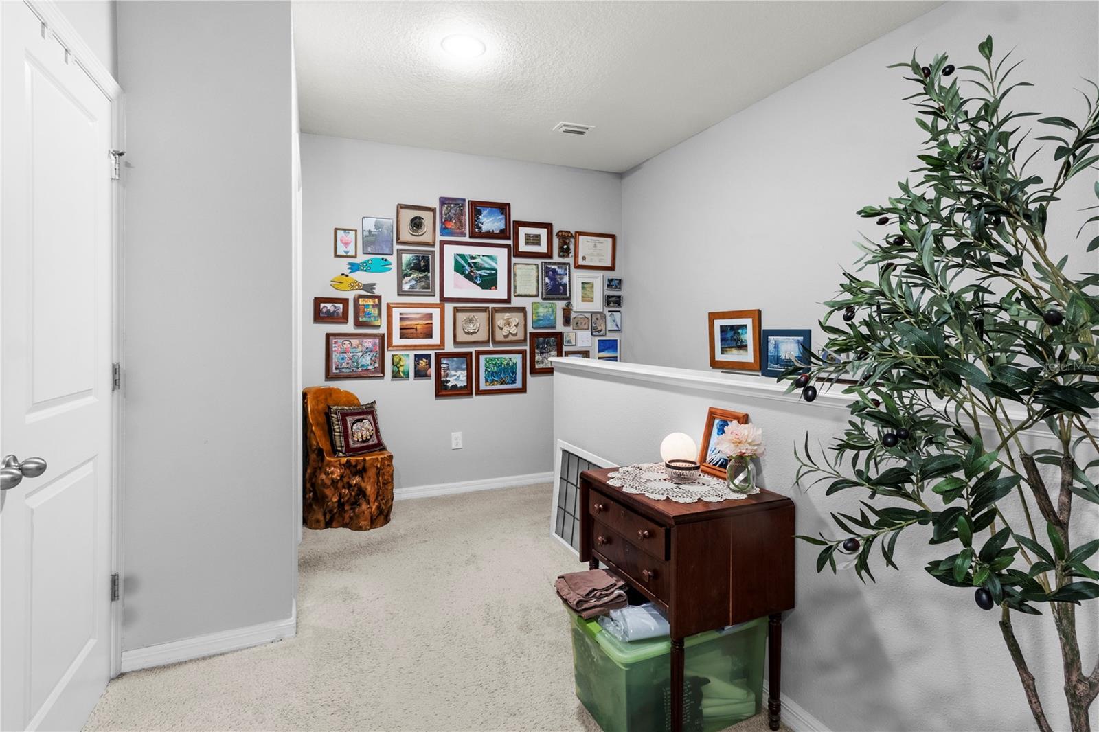 BAYTOWN SQUARE - Residential