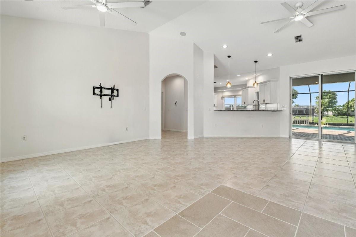 PORT CHARLOTTE - Residential