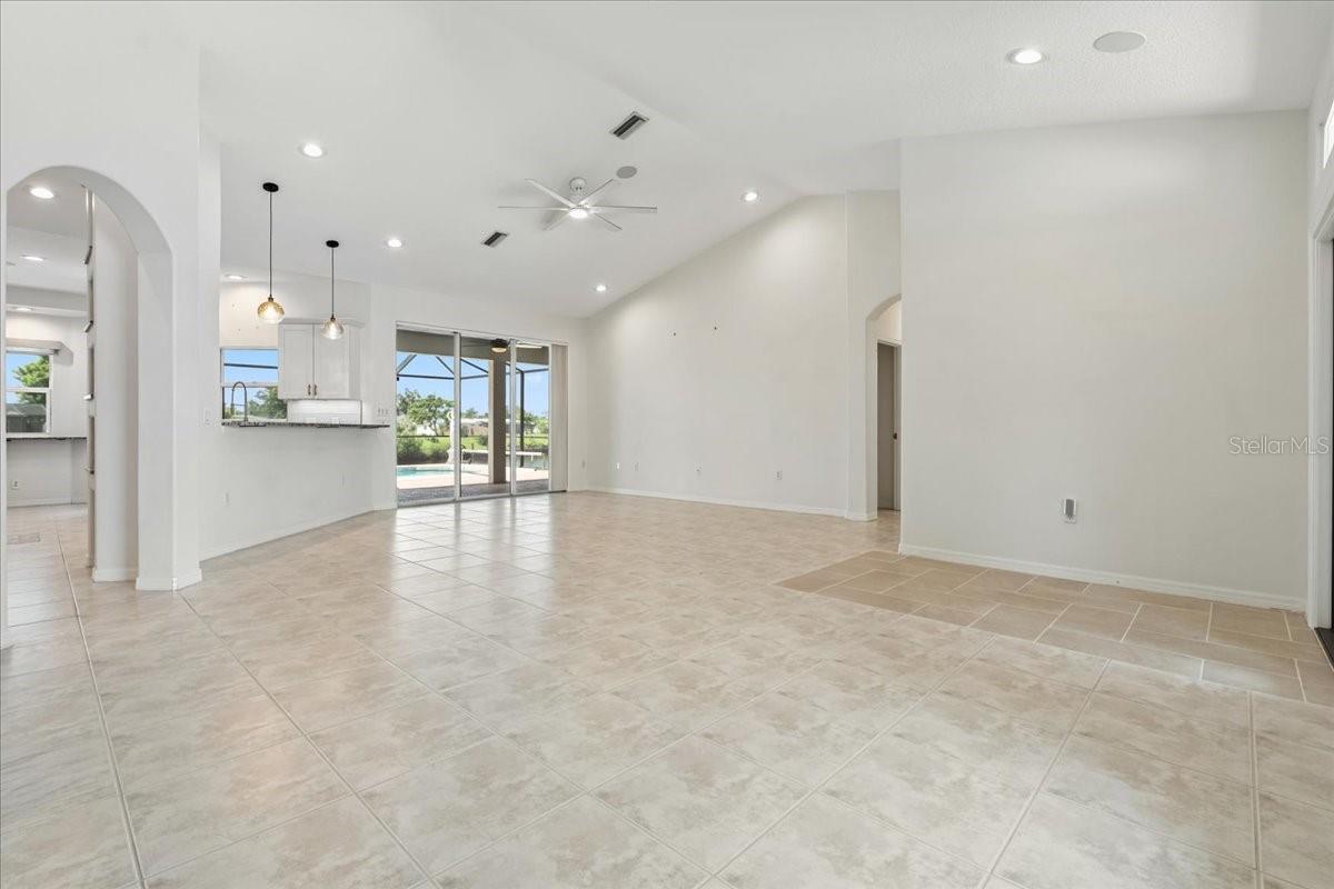 PORT CHARLOTTE - Residential