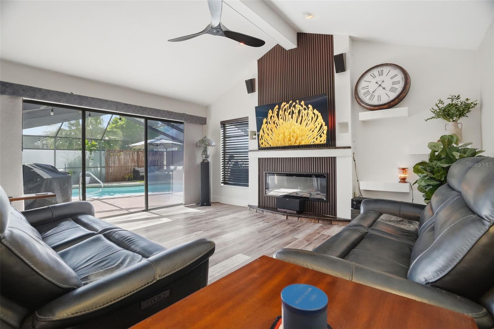 BERKLEY WOODS - Residential