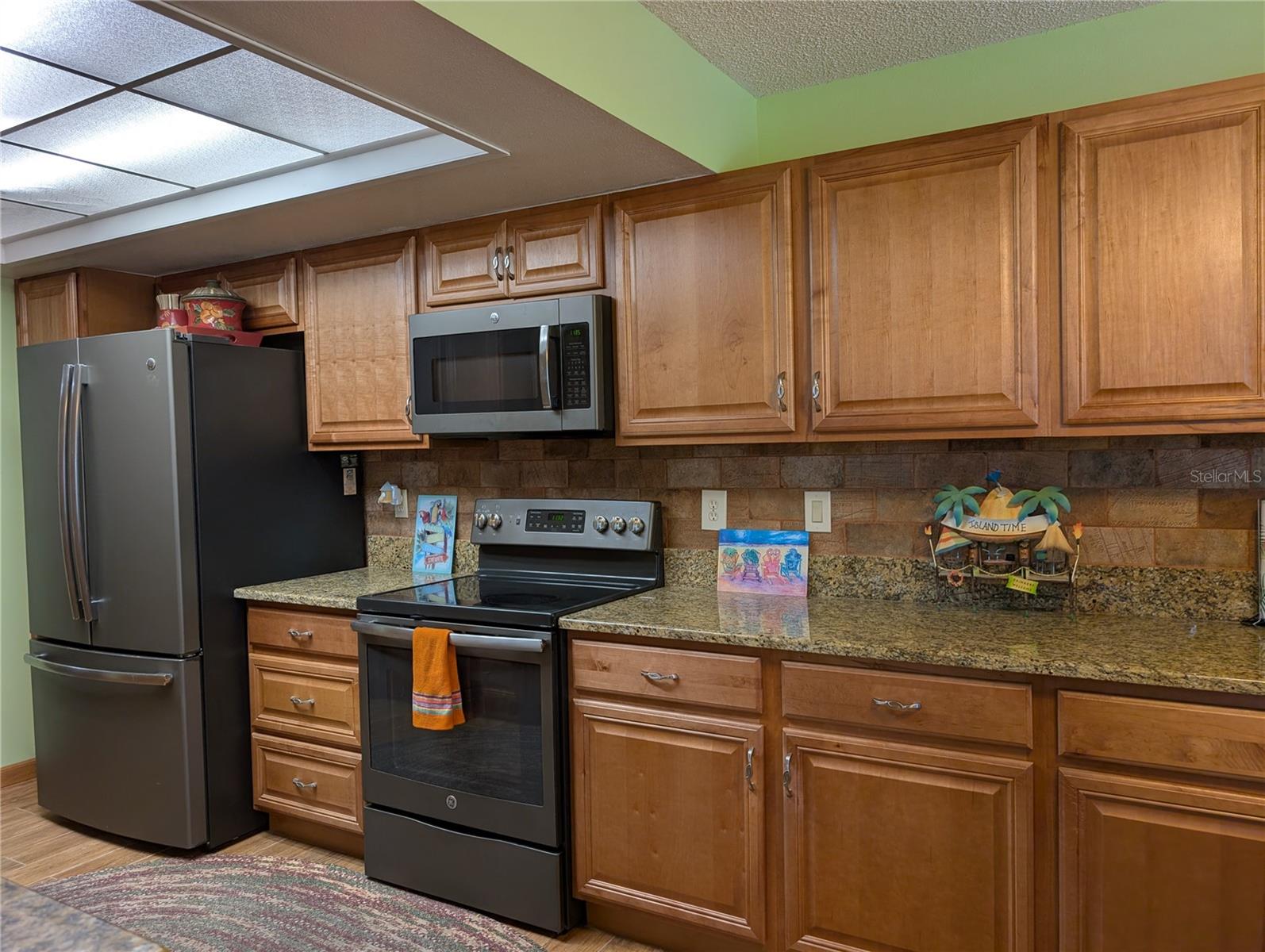 MAINLANDS OF TAMARAC BY THE GULF UNIT 6 CONDO - Residential