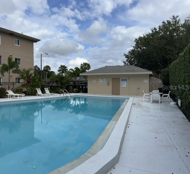 OAKS OF NORTHWOOD CONDO - Residential