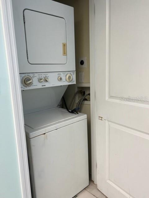 OAKS OF NORTHWOOD CONDO - Residential