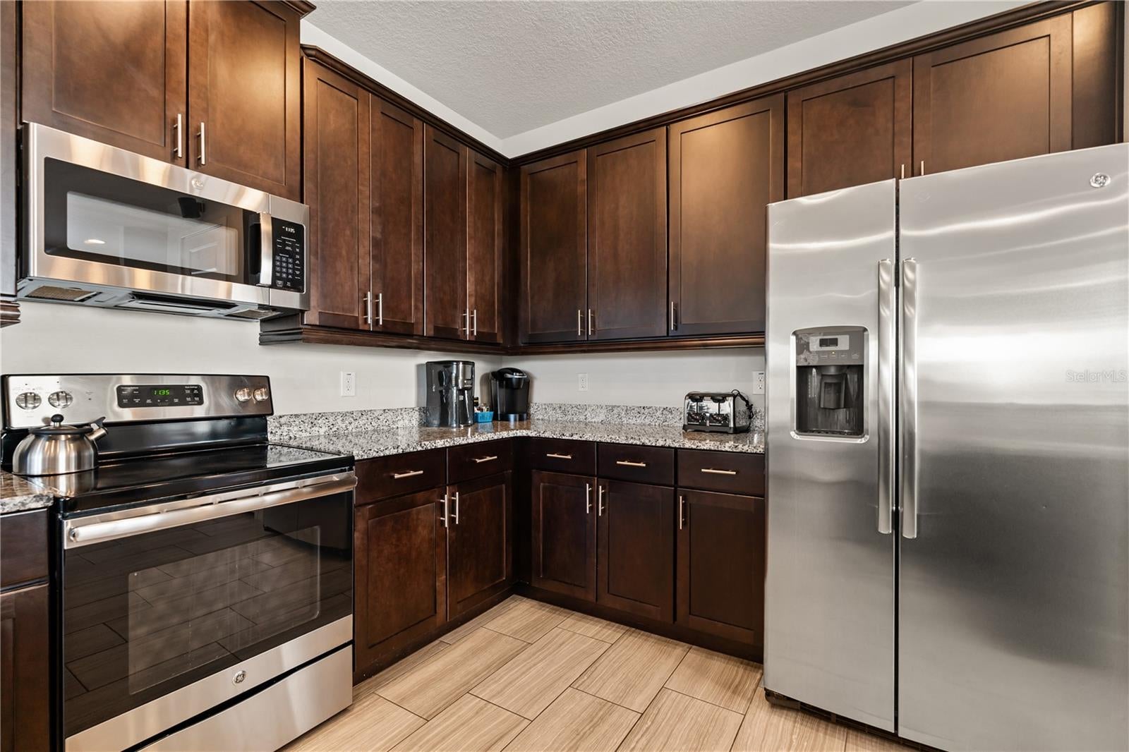 1113 CASTLE PINES COURT