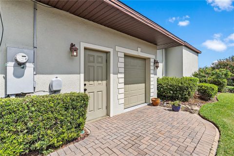 Tiny photo for 38712 Oak Place Court, Lady Lake, FL 32159 (MLS # G5102107)