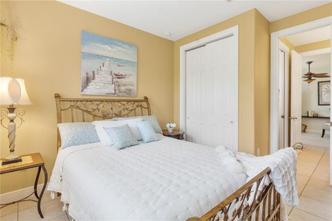 Tiny photo for 38712 Oak Place Court, Lady Lake, FL 32159 (MLS # G5102107)