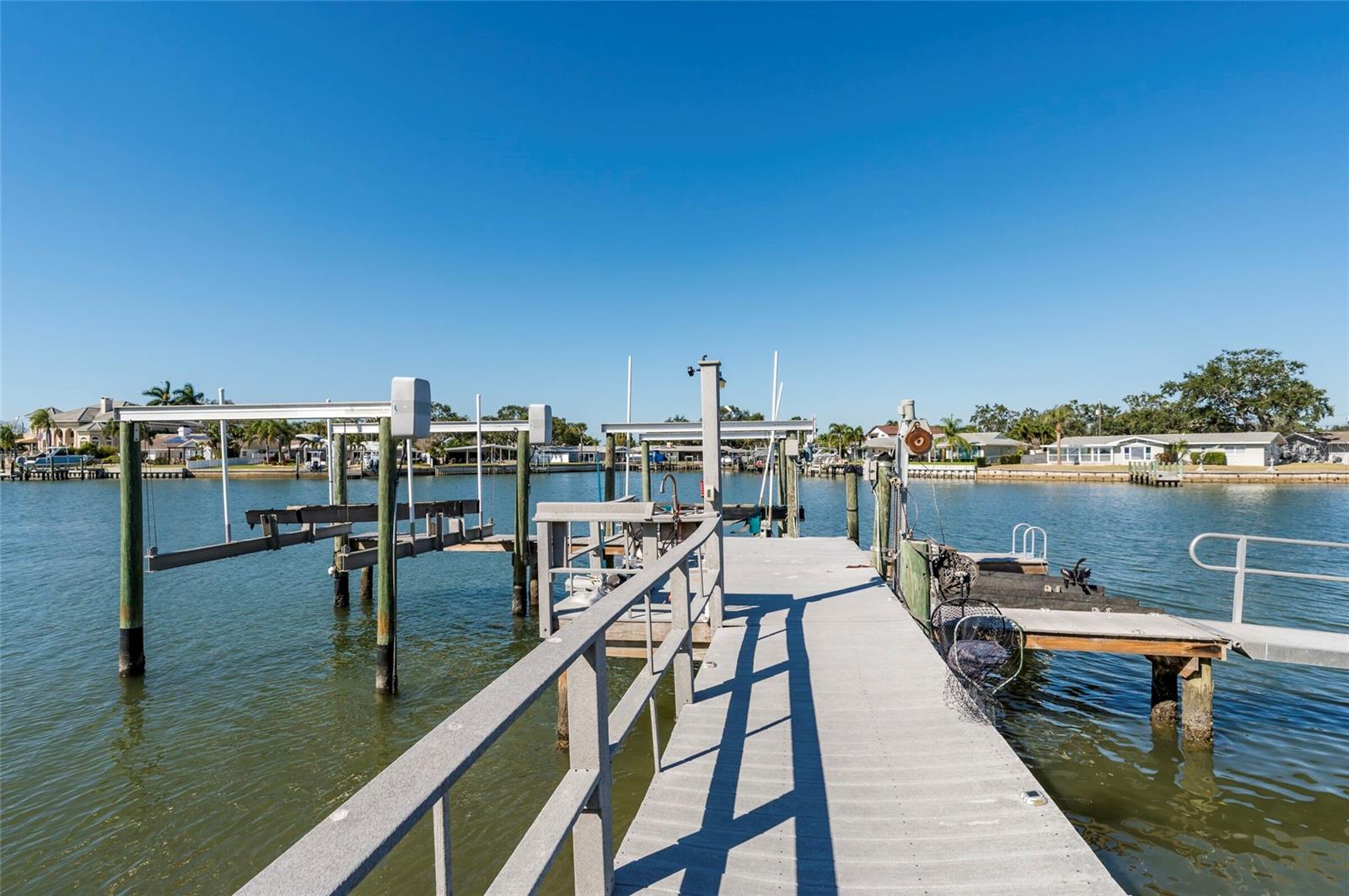 CARLTON ESTATES - Residential