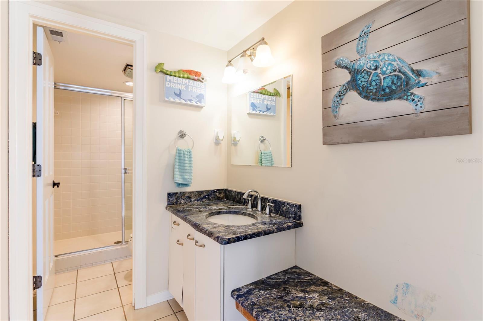 CARLTON ESTATES - Residential